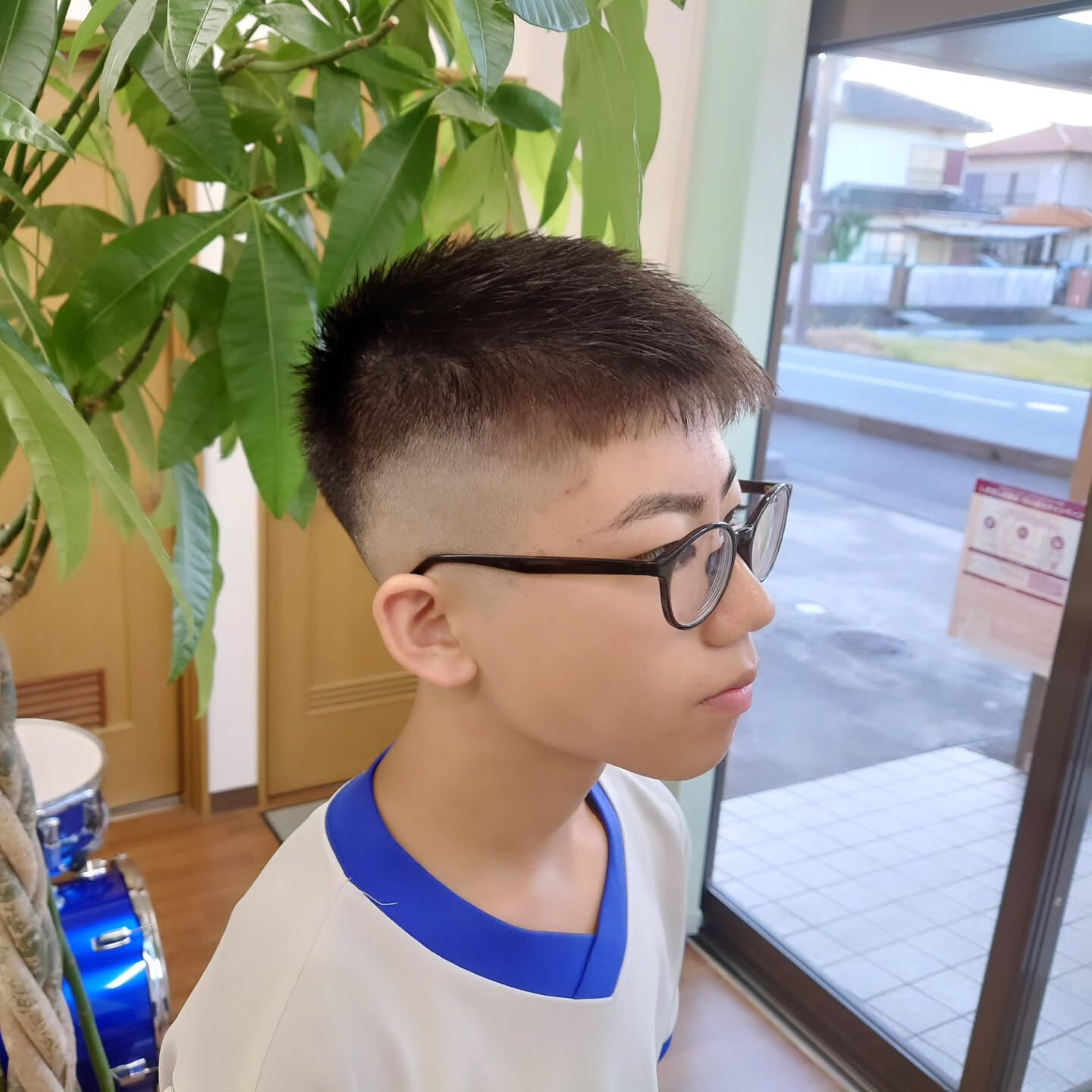 学生さんもスキンフェード👍