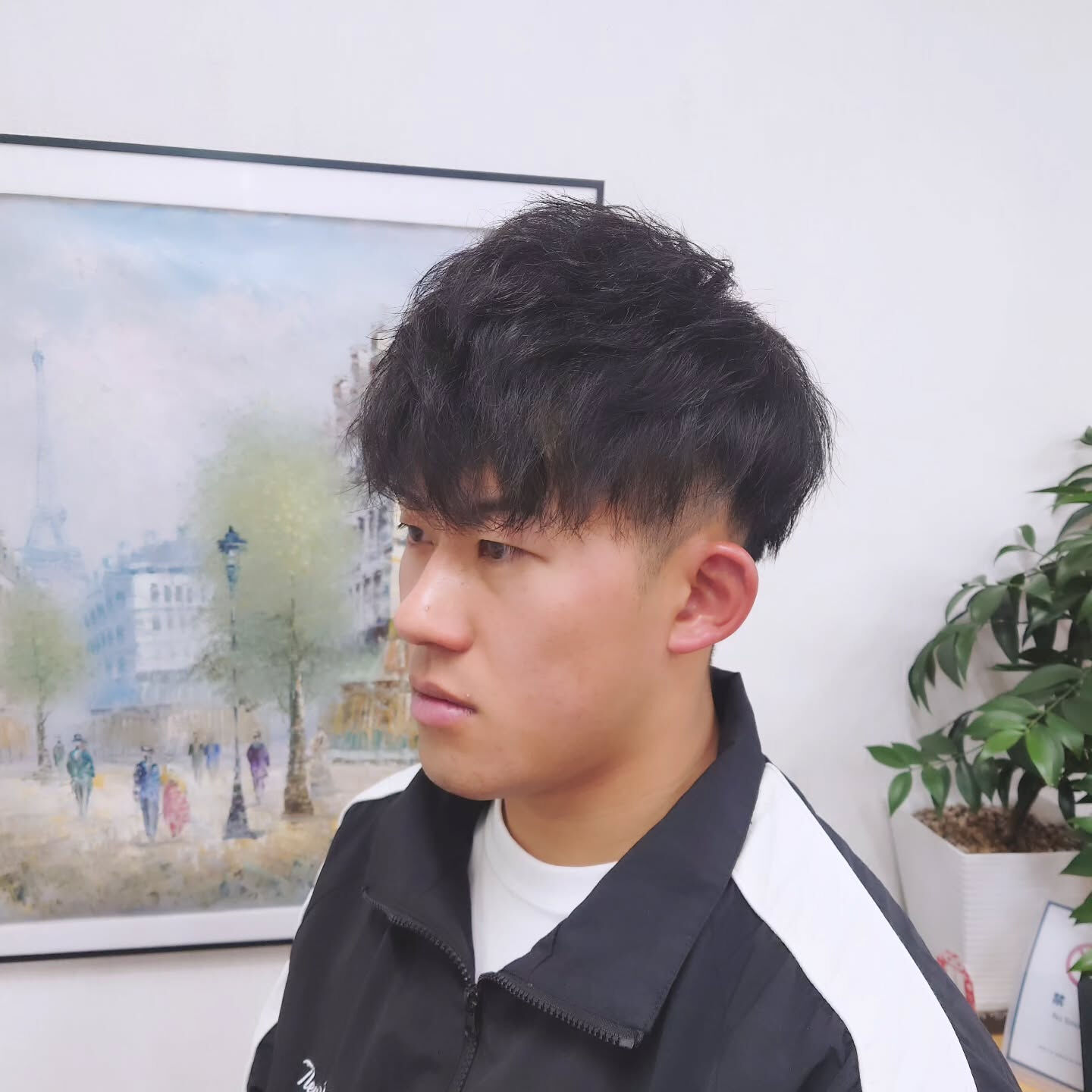 前回かけたパーマの残りを活かしたツイストスパイラル✂️