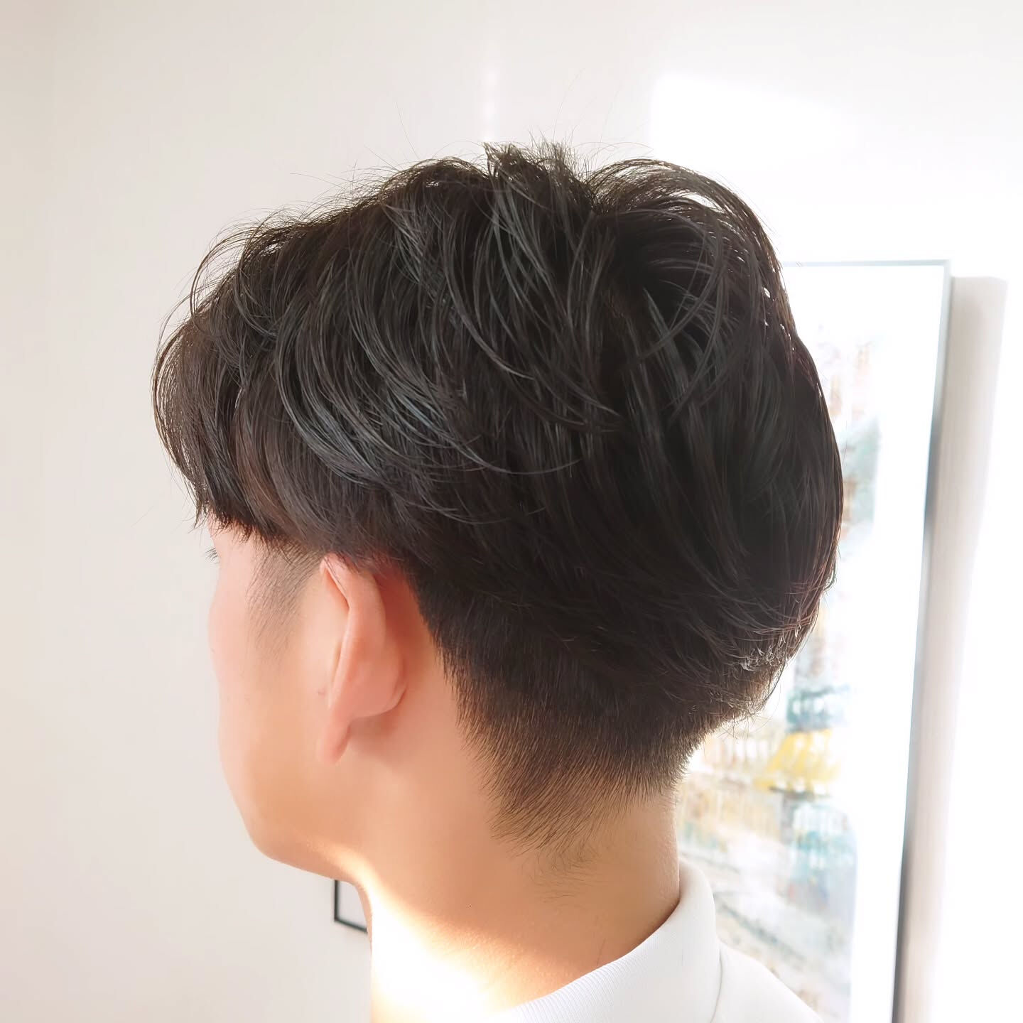 動きのあるフェザーパーマで、軽やかな抜け感を✂️
